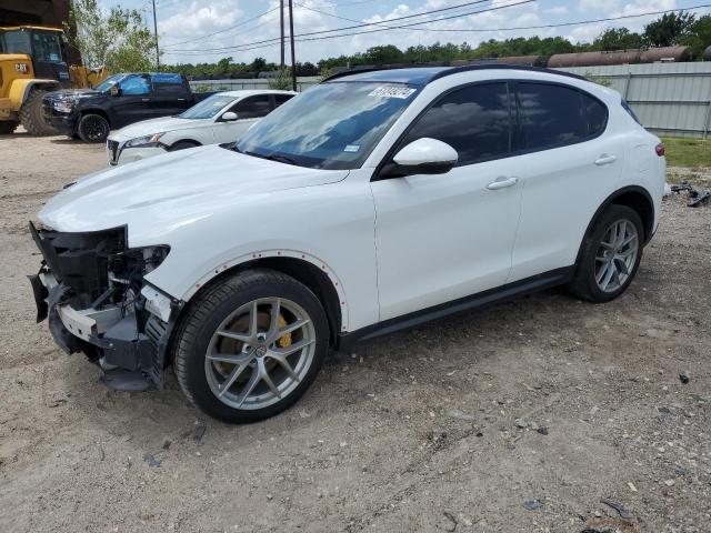 ZASPAKBN7K7C29504 - 2019 ALFA ROMEO STELVIO TI WHITE photo 1
