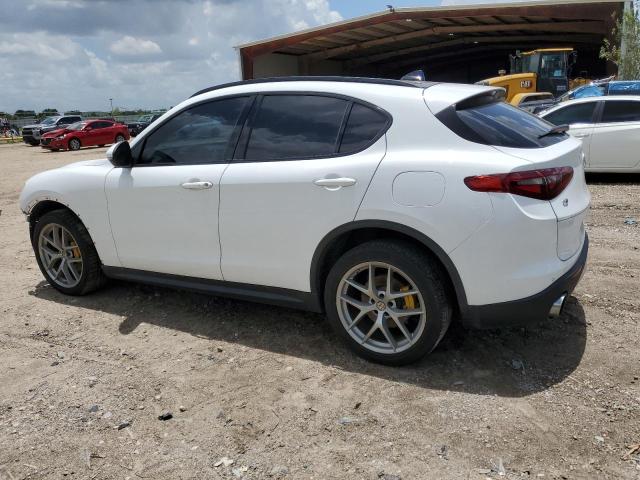 ZASPAKBN7K7C29504 - 2019 ALFA ROMEO STELVIO TI WHITE photo 2