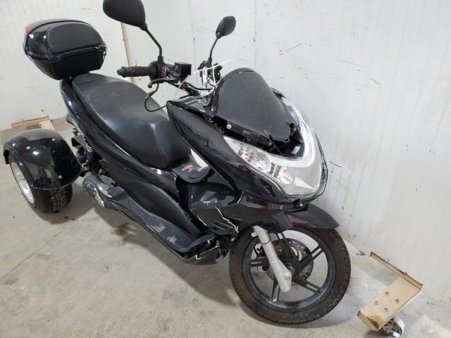 L37LMGFV7MZ050111 - 2021 DAIX SCOOTER 黑色 照片 9