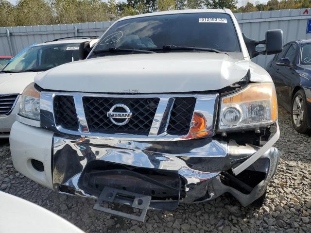 1N6AA0EK5CN328711 - 2012 NISSAN TITAN S WHITE photo 5