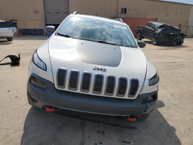 1C4PJMBX0JD610455 - 2018 JEEP CHEROKEE TRAILHAWK WHITE photo 5