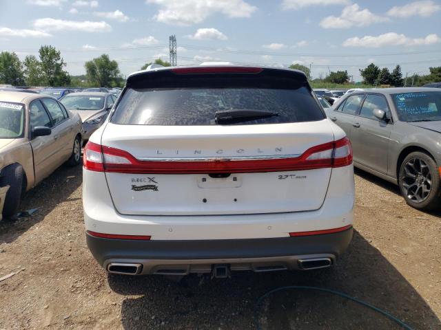 2LMPJ8LP9HBL25310 - 2017 LINCOLN MKX RESERVE أبيض صورة 6