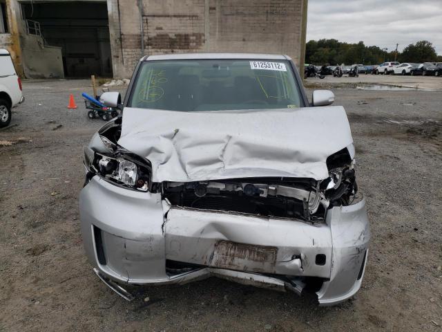 JTLKE50EX91089851 - 2009 TOYOTA SCION TC XB SILVER photo 9