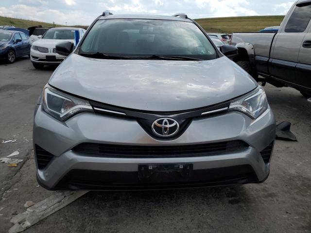 2T3BFREV3GW418784 - 2016 TOYOTA RAV4 LE SILVER photo 5