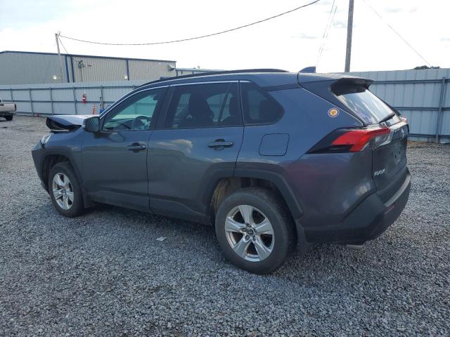 2T3P1RFV3MC230234 - 2021 TOYOTA RAV4 XLE GRAY photo 2