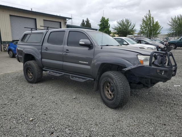 3TMLU4EN3FM182862 - 2015 TOYOTA TACOMA DOUBLE CAB Сұр фото 4