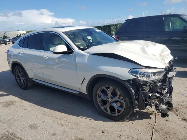5UX2V1C02M9H22519 - 2021 BMW X4 XDRIVE30I WHITE photo 4