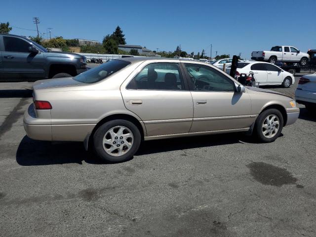 JT2BF22K8X0180476 - 1999 TOYOTA CAMRY LE TAN photo 3