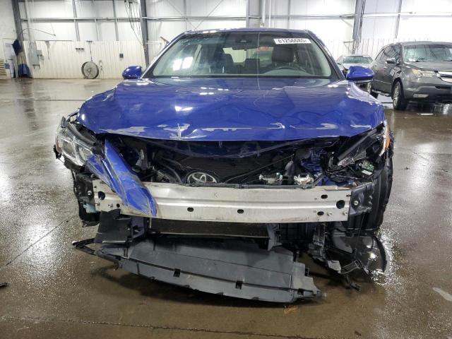 JTNB11HK2J3007853 - 2018 TOYOTA CAMRY L BLUE photo 5