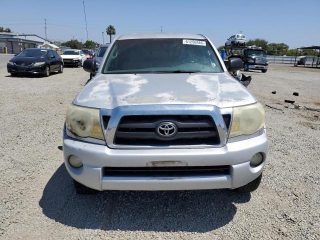 5TETU62N05Z047131 - 2005 TOYOTA TACOMA PRERUNNER ACCESS CAB SILVER photo 5