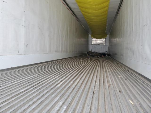 1UYVS2535JU850068 - 2018 UTILITY VS2RA Սպիտակ լուսանկար 6