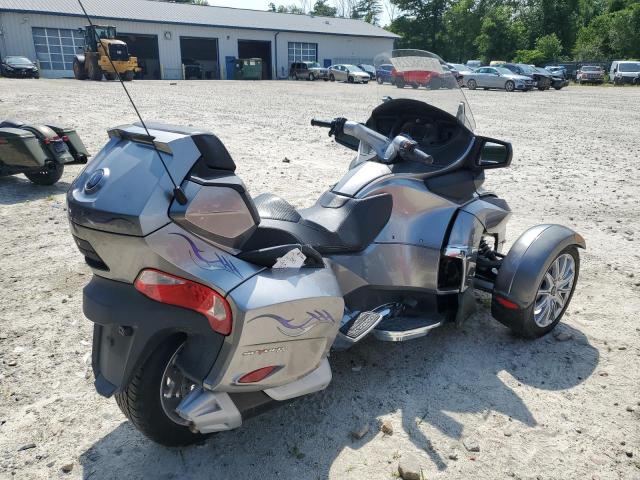 2BXNBBC16DV002046 - 2013 CAN-AM SPYDER ROA RT SILVER photo 4