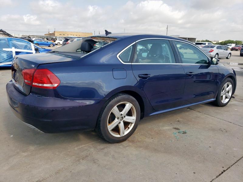 1VWBP7A31DC015789 - 2013 VOLKSWAGEN PASSAT SE BLUE photo 3