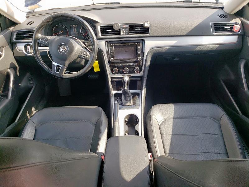 1VWBP7A31DC015789 - 2013 VOLKSWAGEN PASSAT SE BLUE photo 8