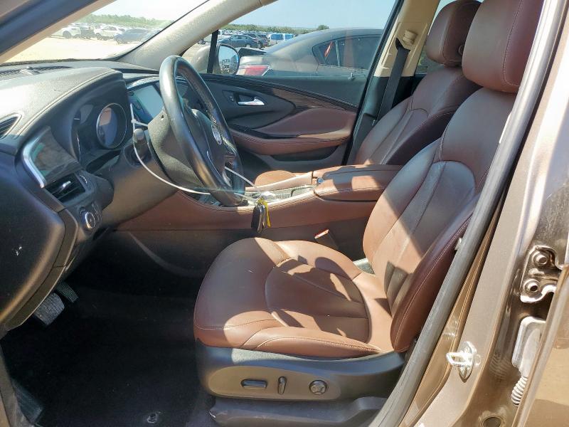 LRBFX1SA1JD055597 - 2018 BUICK ENVISION ESSENCE بني صورة 7