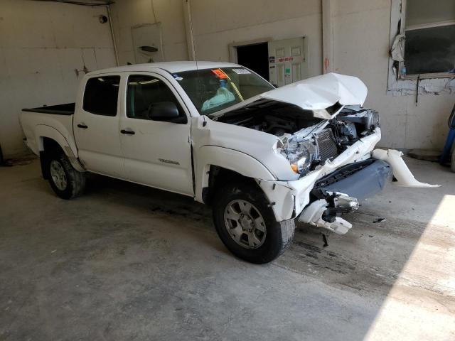 3TMJU4GN2CM127643 - 2012 TOYOTA TACOMA DOUBLE CAB PRERUNNER WHITE photo 4