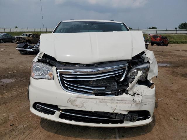 2C4RC1GG8DR531241 - 2013 CHRYSLER TOWN & COU LIMITED WHITE photo 5