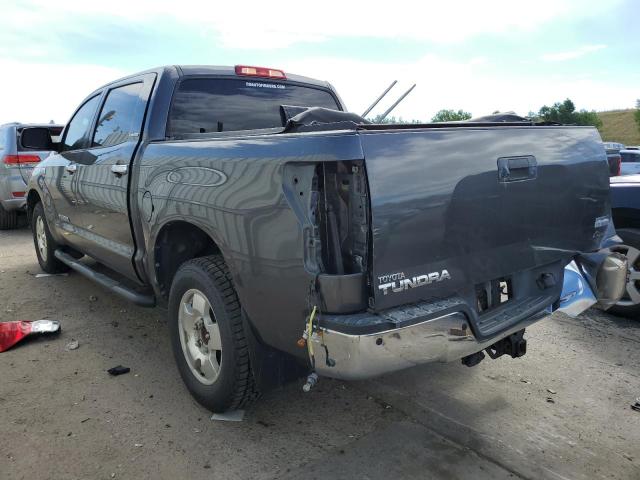 5TFHY5F18DX274780 - 2013 TOYOTA TUNDRA CREWMAX LIMITED GRAY photo 2