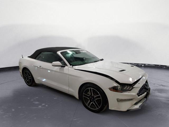 1FATP8UH9N5119141 - 2022 FORD MUSTANG WHITE photo 4