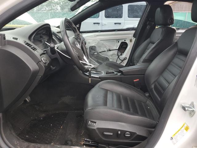 2G4GV5GXXG9135014 - 2016 BUICK REGAL GS WHITE photo 7