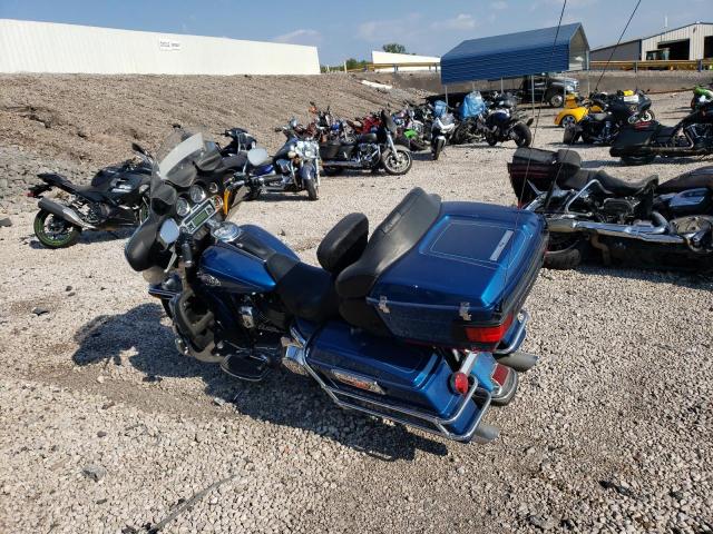 1HD1FCW106Y700548 - 2006 HARLEY-DAVIDSON FLHTCUI BLUE photo 3