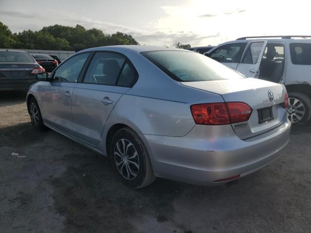 3VW2K7AJ0CM308951 - 2012 VOLKSWAGEN JETTA BASE 银色 照片 2