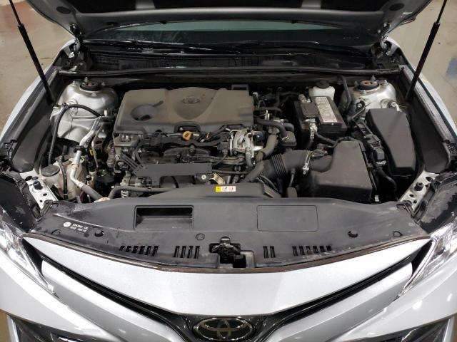 4T1C11BK5LU002303 - 2020 TOYOTA CAMRY LE SILVER photo 11