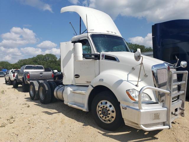 1XKYDP9XXGJ102902 - 2016 KENWORTH CONSTRUCTI T680 WHITE photo 1