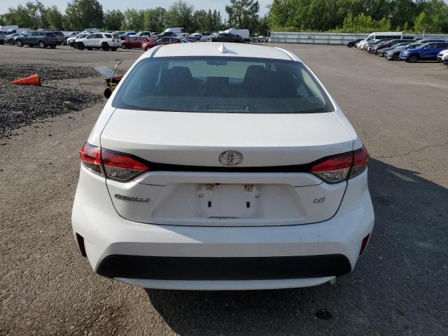 5YFEPMAE9MP197300 - 2021 TOYOTA COROLLA LE WHITE photo 6