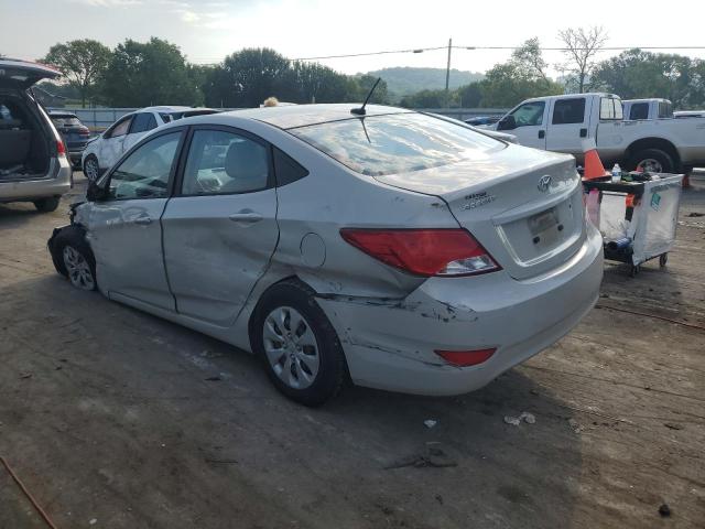 KMHCT4AE0GU004604 - 2016 HYUNDAI ACCENT SE SILVER photo 2