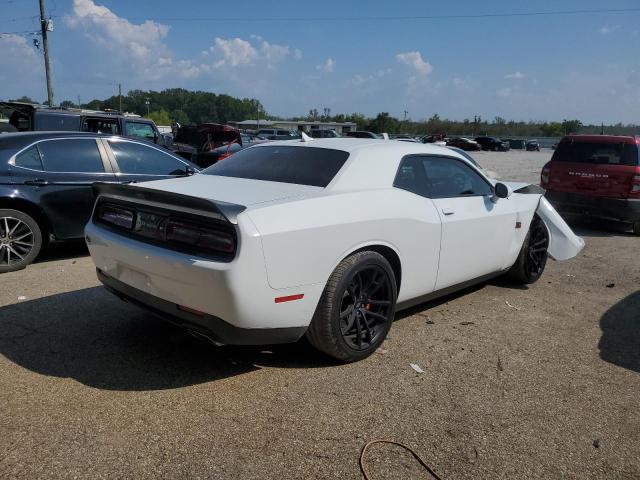 2C3CDZFJ4LH110530 - 2020 DODGE CHALLENGER R/T SCAT PACK WHITE photo 3