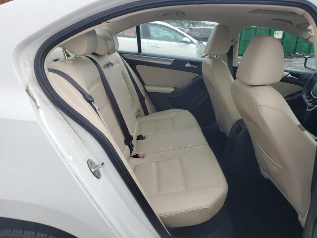 3VWDB7AJ2JM254610 - 2018 VOLKSWAGEN JETTA SE WHITE photo 10