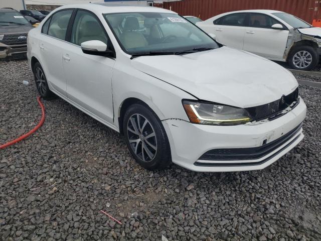3VWDB7AJ2JM254610 - 2018 VOLKSWAGEN JETTA SE WHITE photo 4