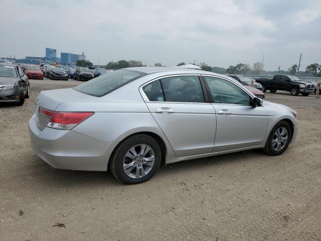 1HGCP2F68CA120371 - 2012 HONDA ACCORD SE SILVER photo 3