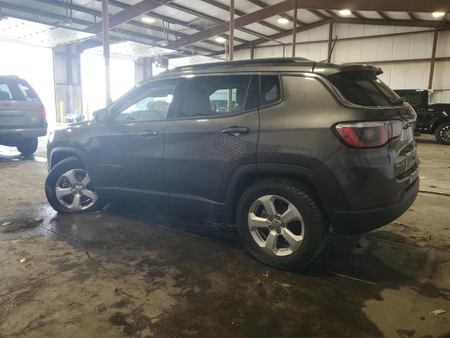 3C4NJDBB4JT143272 - 2018 JEEP COMPASS LATITUDE GRAY photo 2