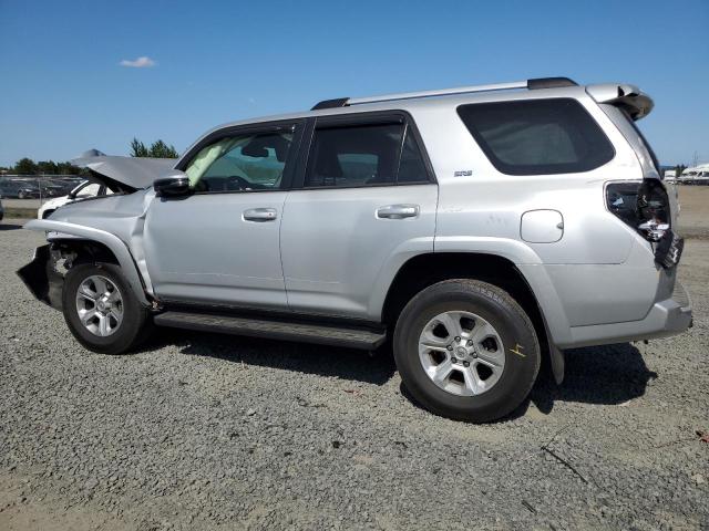 JTENU5JR3M5906670 - 2021 TOYOTA 4RUNNER SR5/SR5 PREMIUM SILVER photo 2