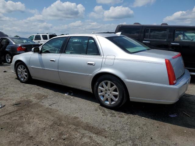 1G6KH5E64BU120524 - 2011 CADILLAC DTS PREMIUM COLLECTION SILVER photo 2