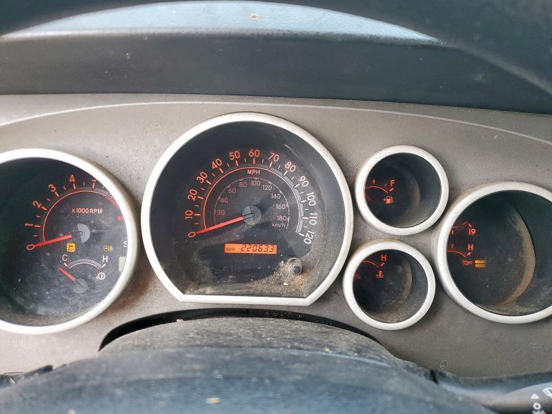 5TFRM5F16AX002286 - 2010 TOYOTA TUNDRA DOUBLE CAB SR5 SILVER photo 9