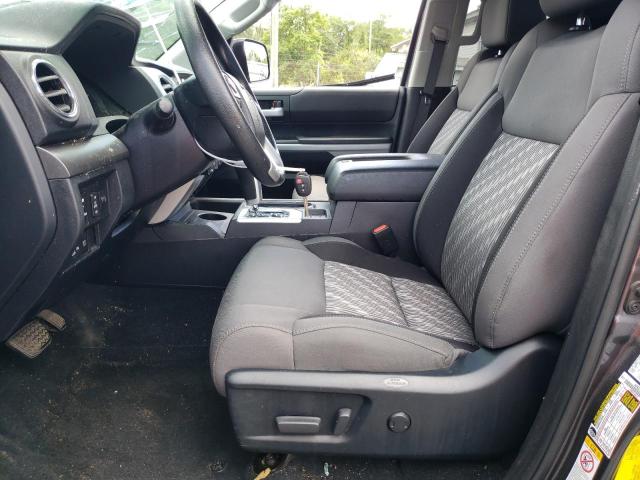 5TFUY5F1XJX697502 - 2018 TOYOTA TUNDRA DOUBLE CAB SR/SR5 GRAY photo 7