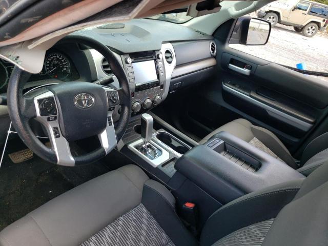 5TFUY5F1XJX697502 - 2018 TOYOTA TUNDRA DOUBLE CAB SR/SR5 GRAY photo 8