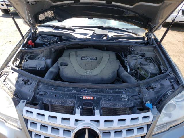 4JGBB8GB4BA724047 - 2011 MERCEDES-BENZ ML 350 4MATIC GRAY photo 12