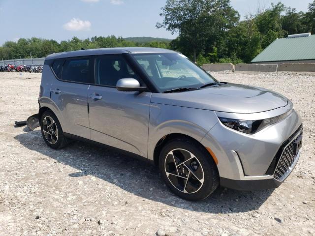 KNDJ33AU7P7189147 - 2023 KIA SOUL EX SILVER photo 4