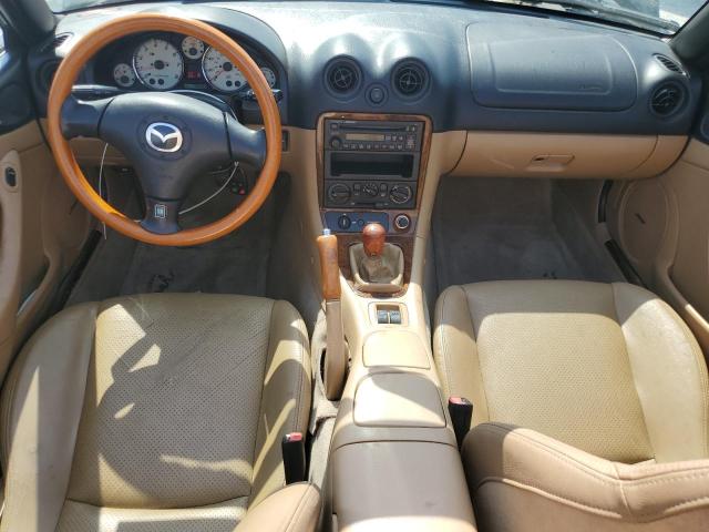 JM1NB353310209335 - 2001 MAZDA MX-5 MIATA BASE GREEN photo 8