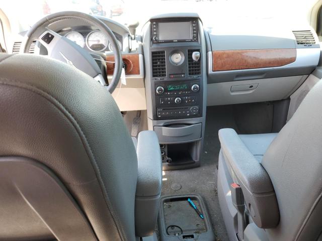 2A8HR54P58R691131 - 2008 CHRYSLER TOWN & COU TOURING BLUE photo 8