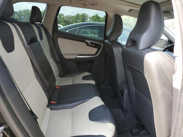 YV440MDR6H2105737 - 2017 VOLVO XC60 T5 DYNAMIC შავი ფოტო 11