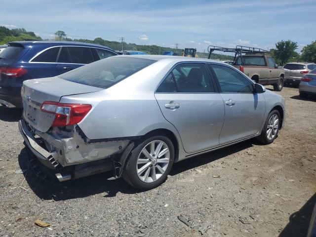 4T4BF1FK3CR244701 - 2012 TOYOTA CAMRY BASE SILVER photo 3