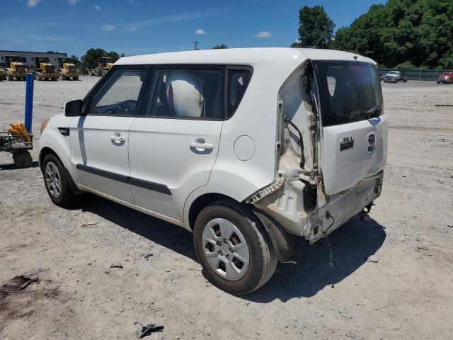 KNDJT2A57D7498499 - 2013 KIA SOUL WHITE photo 2