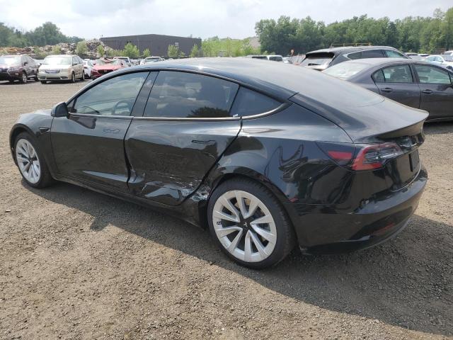 5YJ3E1EA9NF186765 - 2022 TESLA MODEL 3 BLACK photo 2