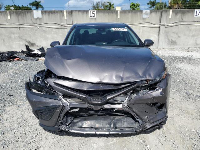 4T1G11AK2RU220307 - 2024 TOYOTA CAMRY SE NIGHT SHADE GRAY photo 5