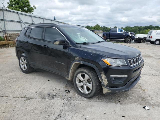 3C4NJDBB6JT291276 - 2018 JEEP COMPASS LATITUDE Черный фото 4
